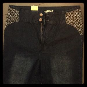 Arco Iris Designer Jeans